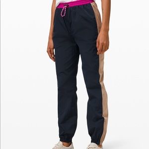 NWT Lululemon Evergreen Track Pant size 4